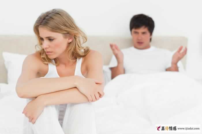 女人没事少矫情，有空多赚钱_嘉待情感