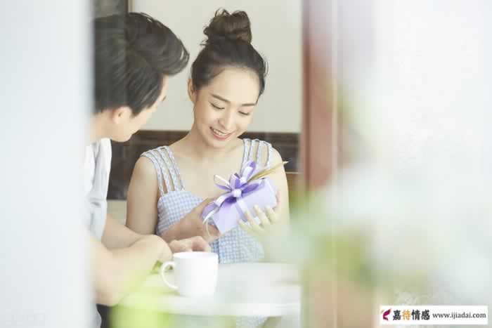 越混越好的人，身上这3个特质会越明显_嘉待情感