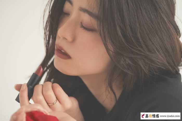 一个女人的魅力，可以从这3个方面“练”出来_嘉待情感