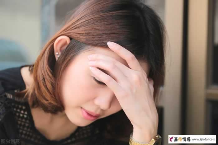 容易记仇的女人，会有这3种习惯性行为_嘉待情感