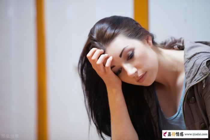一个女人最高级的情商：做事要硬，说话要软_嘉待情感