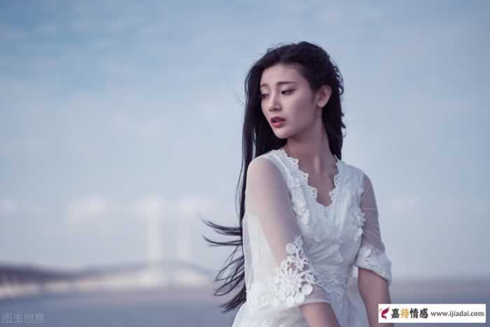两性发生关系时，女人最掉价的2种行为，希望你没有_嘉待情感